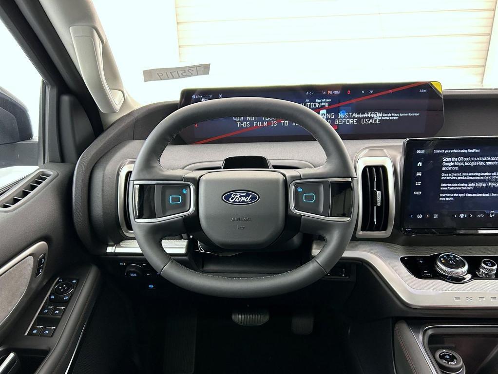 new 2025 Ford Expedition car, priced at $71,024