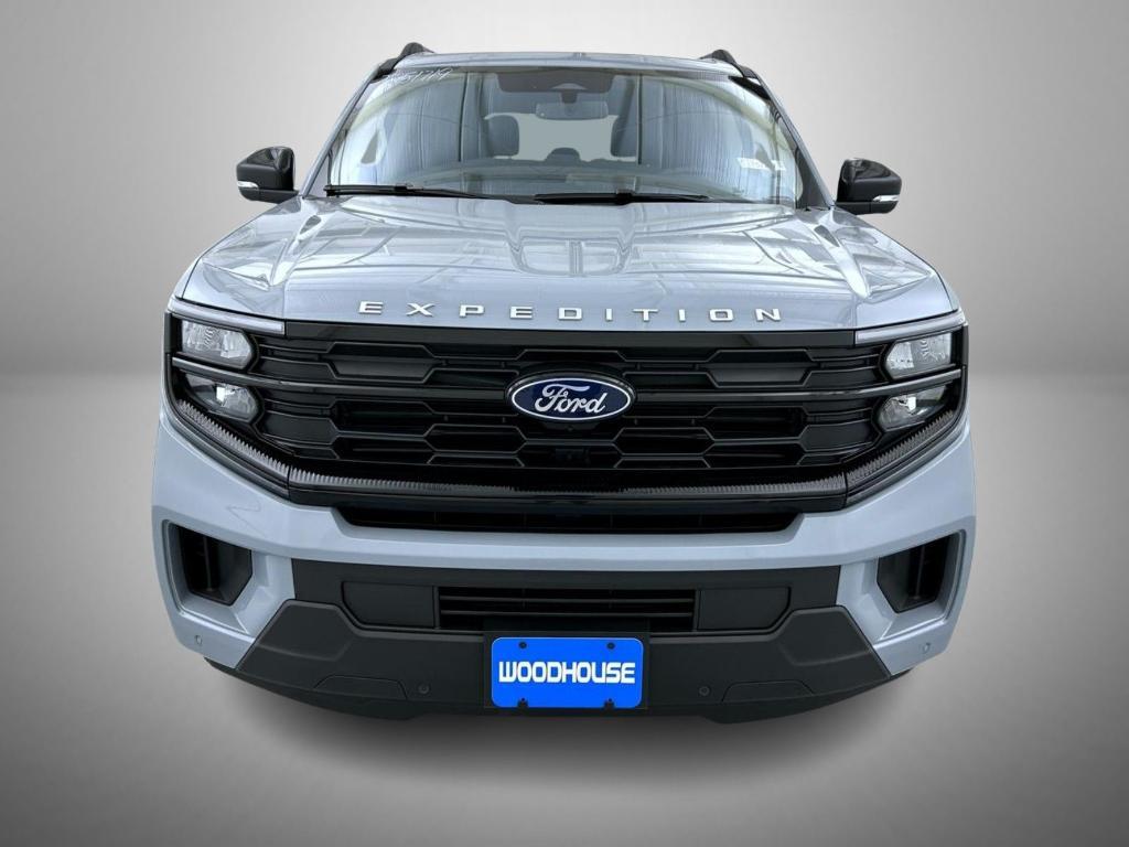 new 2025 Ford Expedition car, priced at $71,024