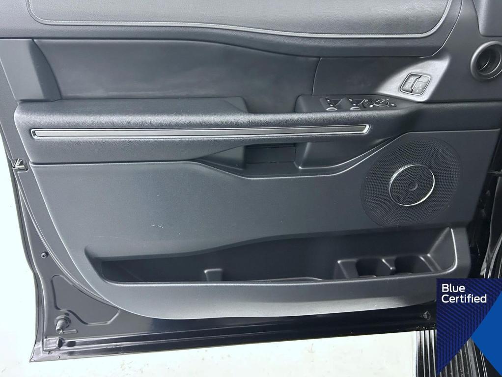 used 2022 Ford Expedition car, priced at $43,669