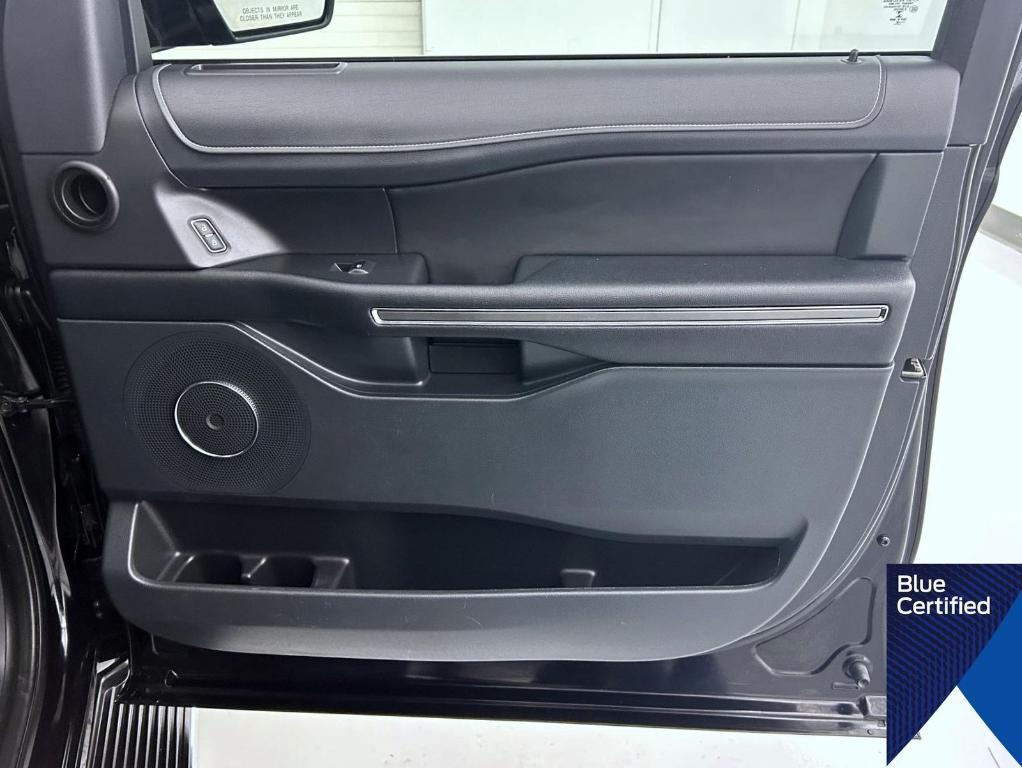 used 2022 Ford Expedition car, priced at $43,669