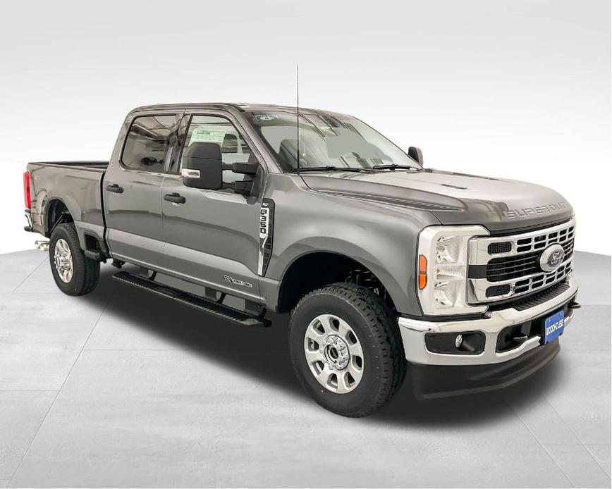 new 2024 Ford F-350 car, priced at $65,689