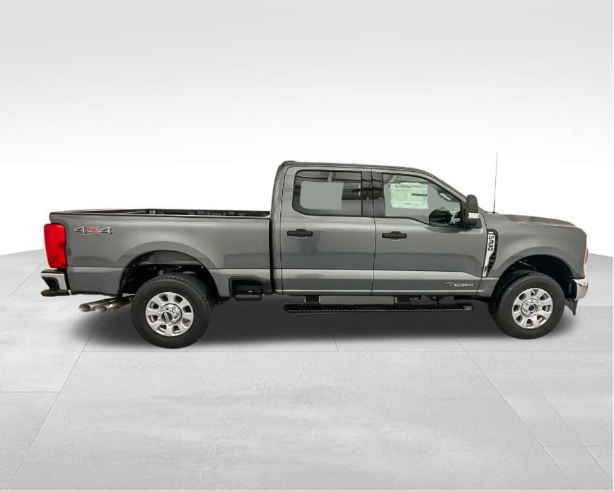 new 2024 Ford F-350 car, priced at $65,689