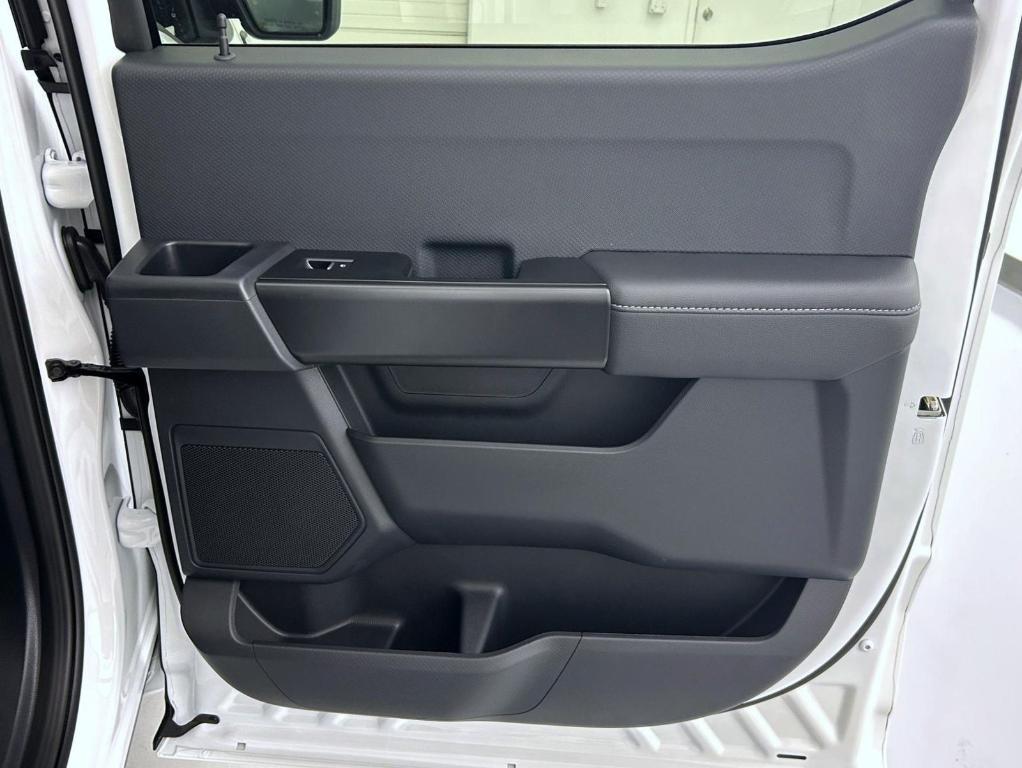 new 2025 Ford F-150 car, priced at $47,517