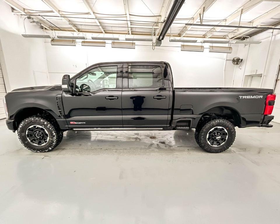 new 2025 Ford F-250 car, priced at $95,609