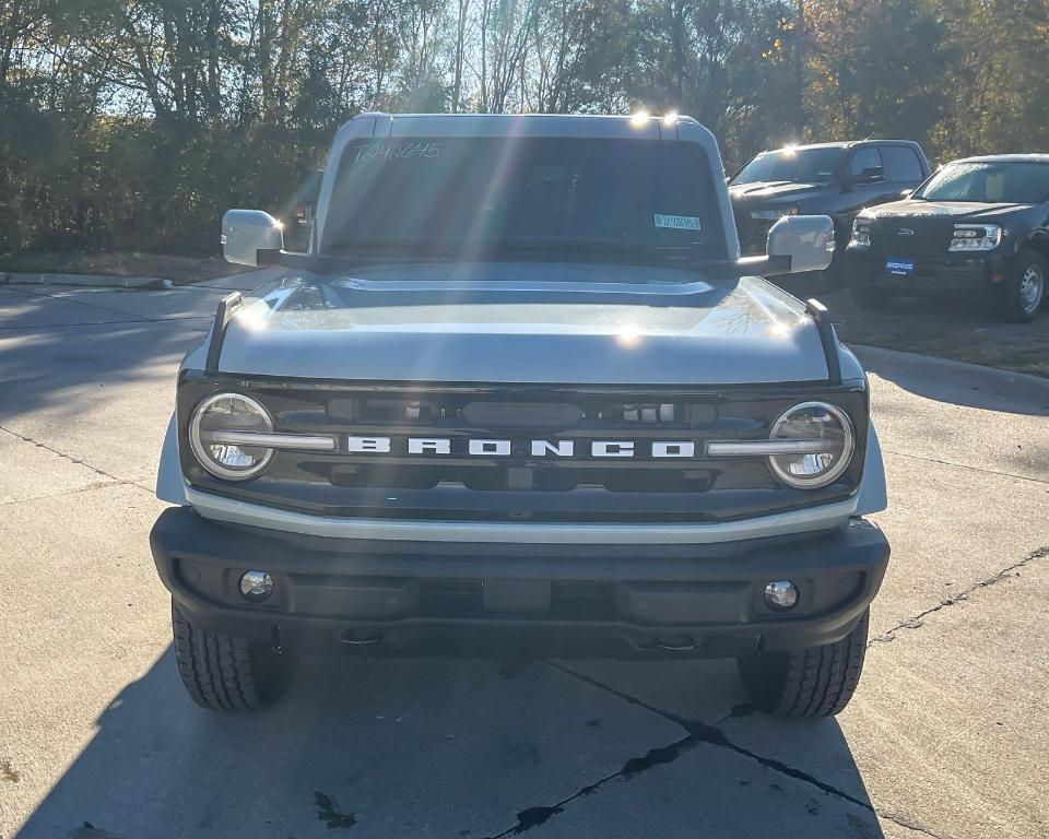 new 2024 Ford Bronco car, priced at $50,209