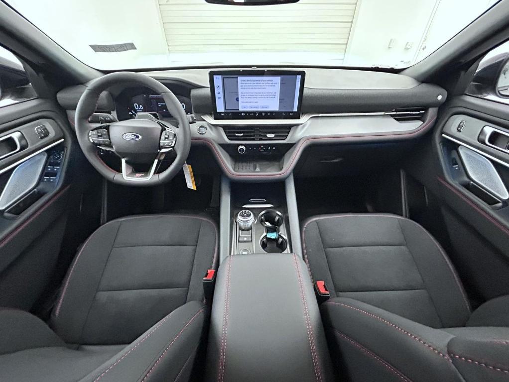 new 2025 Ford Explorer car, priced at $55,047