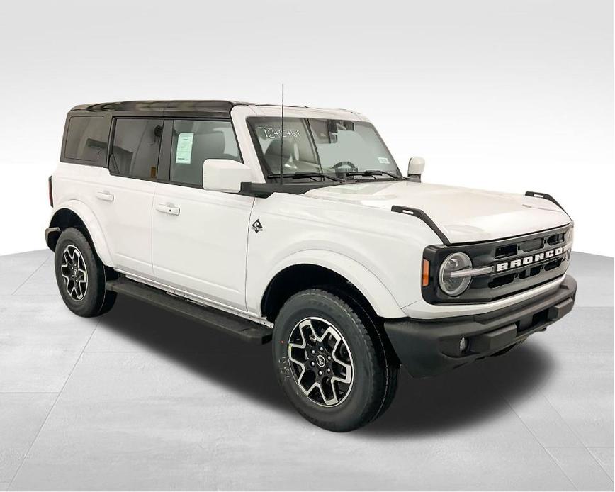 new 2024 Ford Bronco car, priced at $46,484