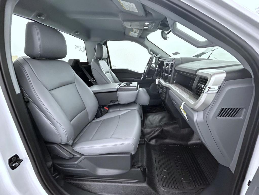new 2025 Ford F-250 car, priced at $45,779
