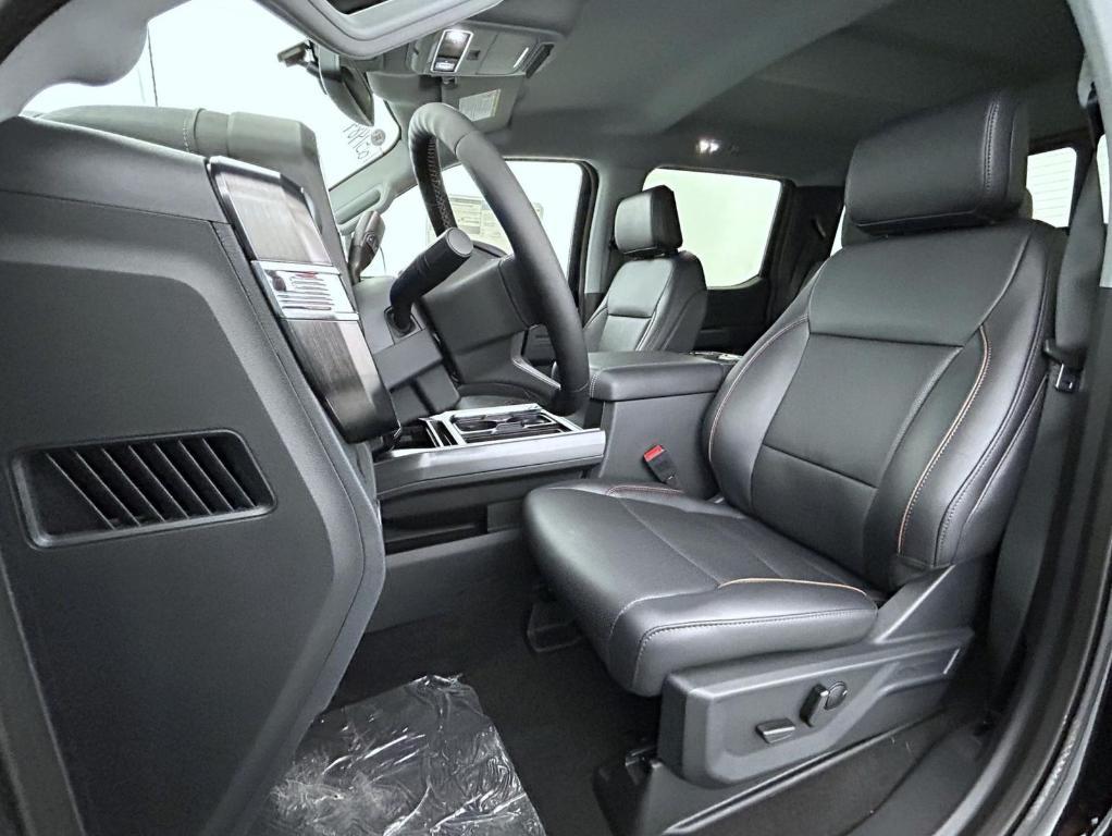new 2025 Ford F-250 car, priced at $76,524