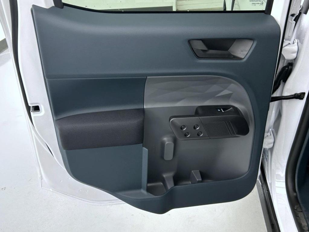 new 2025 Ford Maverick car, priced at $29,364