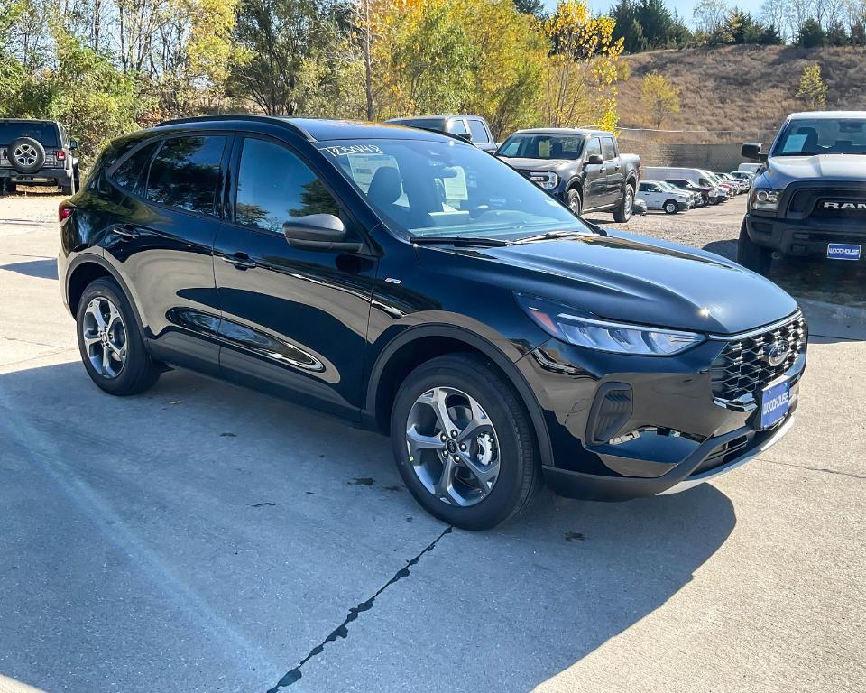 new 2025 Ford Escape car, priced at $32,014