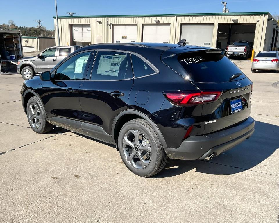 new 2025 Ford Escape car, priced at $32,014