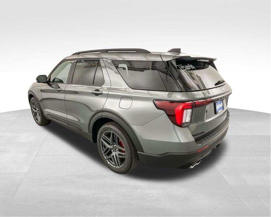 new 2025 Ford Explorer car, priced at $60,094