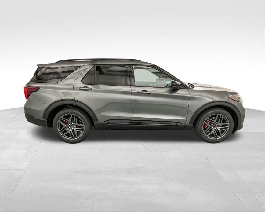 new 2025 Ford Explorer car, priced at $60,094