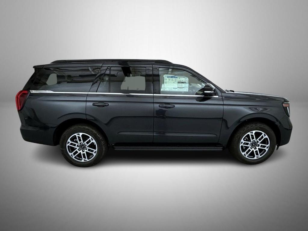 new 2025 Ford Expedition car, priced at $70,599