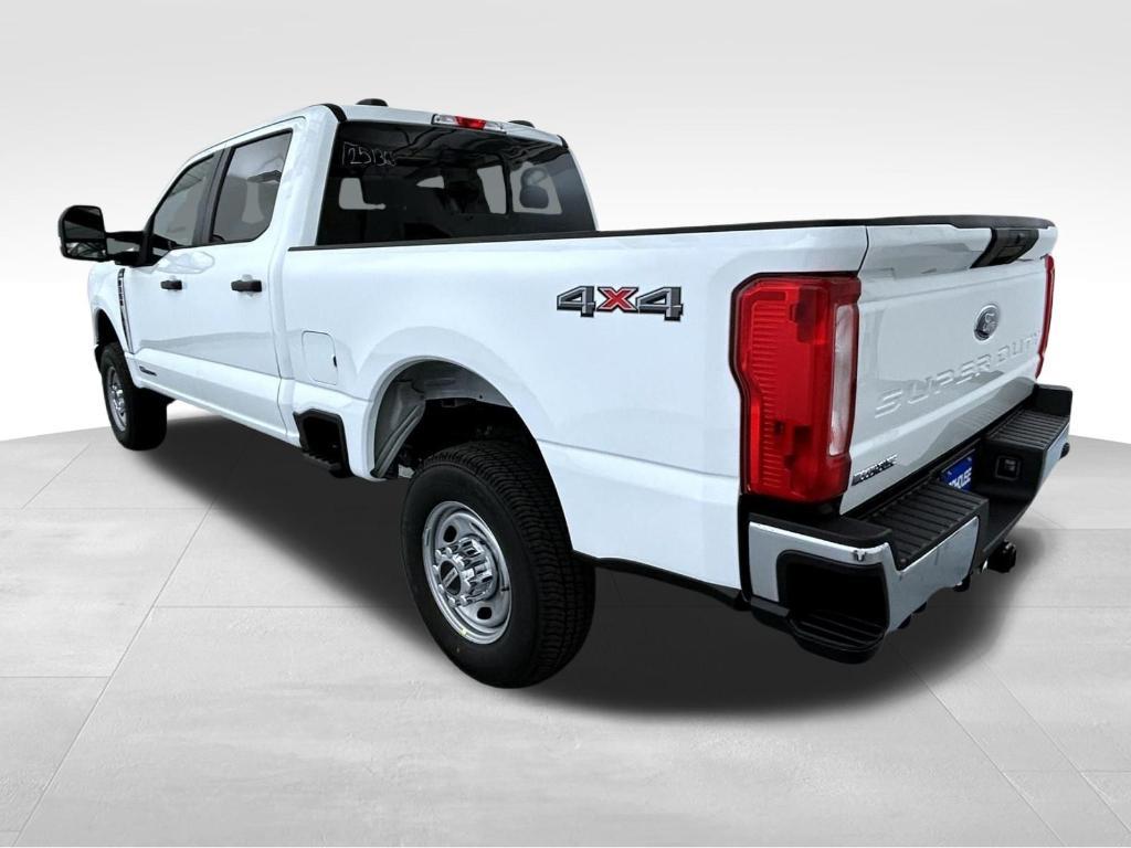 new 2025 Ford F-350 car, priced at $62,159
