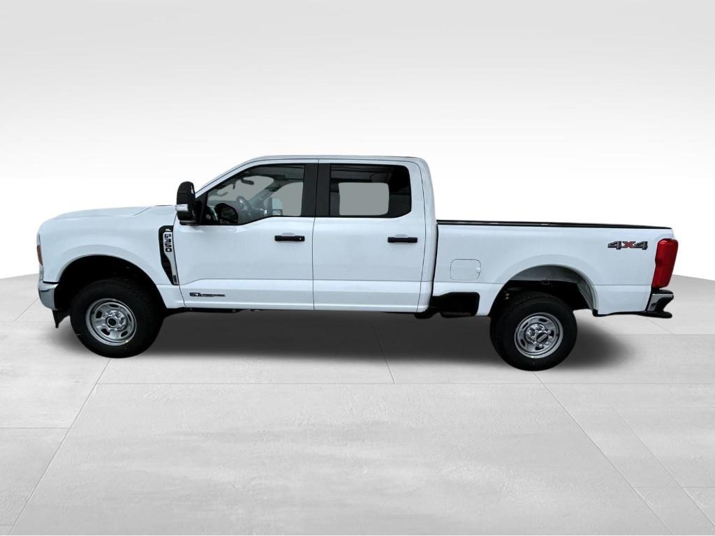 new 2025 Ford F-350 car, priced at $62,159
