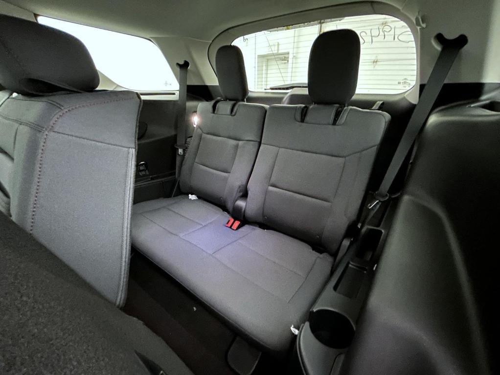 new 2025 Ford Explorer car, priced at $39,366