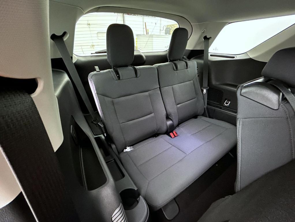 new 2025 Ford Explorer car, priced at $39,366