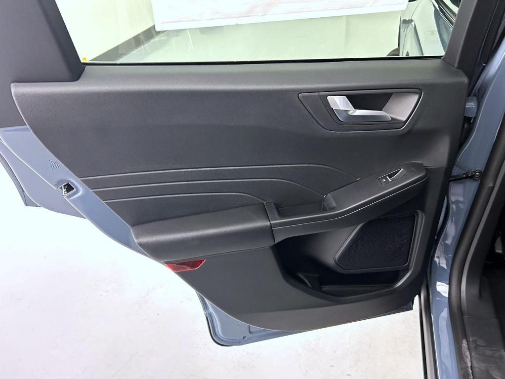 new 2025 Ford Escape car, priced at $30,267