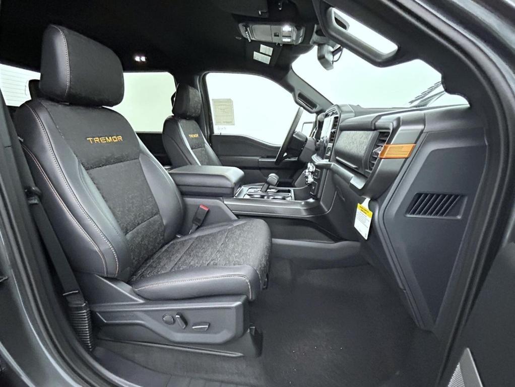 new 2025 Ford F-150 car, priced at $66,864