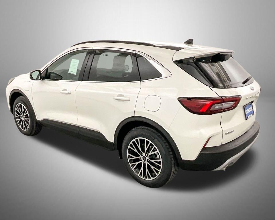 new 2025 Ford Escape car, priced at $29,639