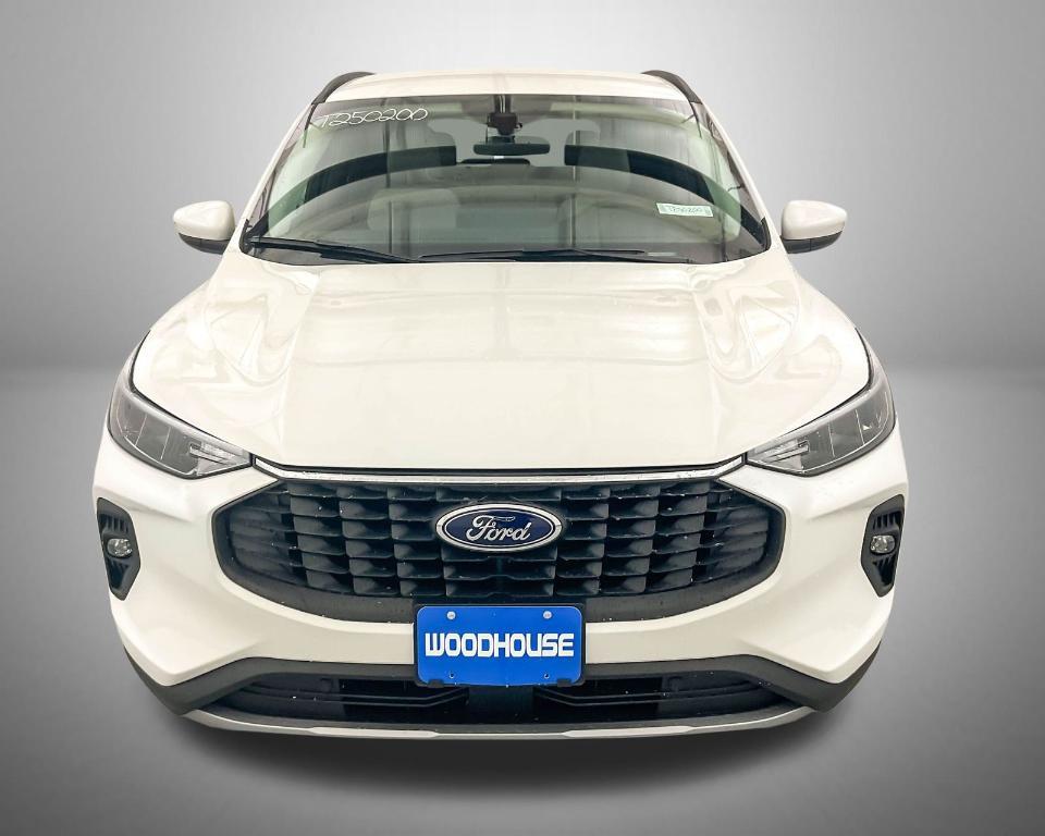 new 2025 Ford Escape car, priced at $29,639