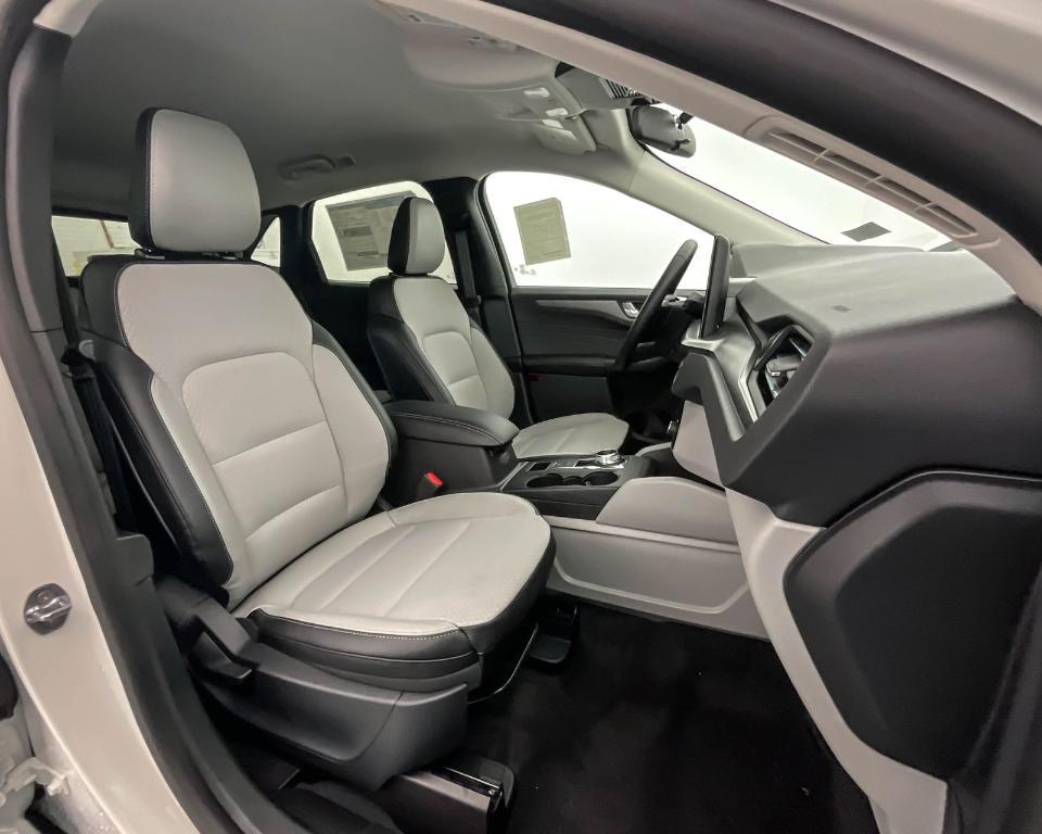 new 2025 Ford Escape car, priced at $40,189