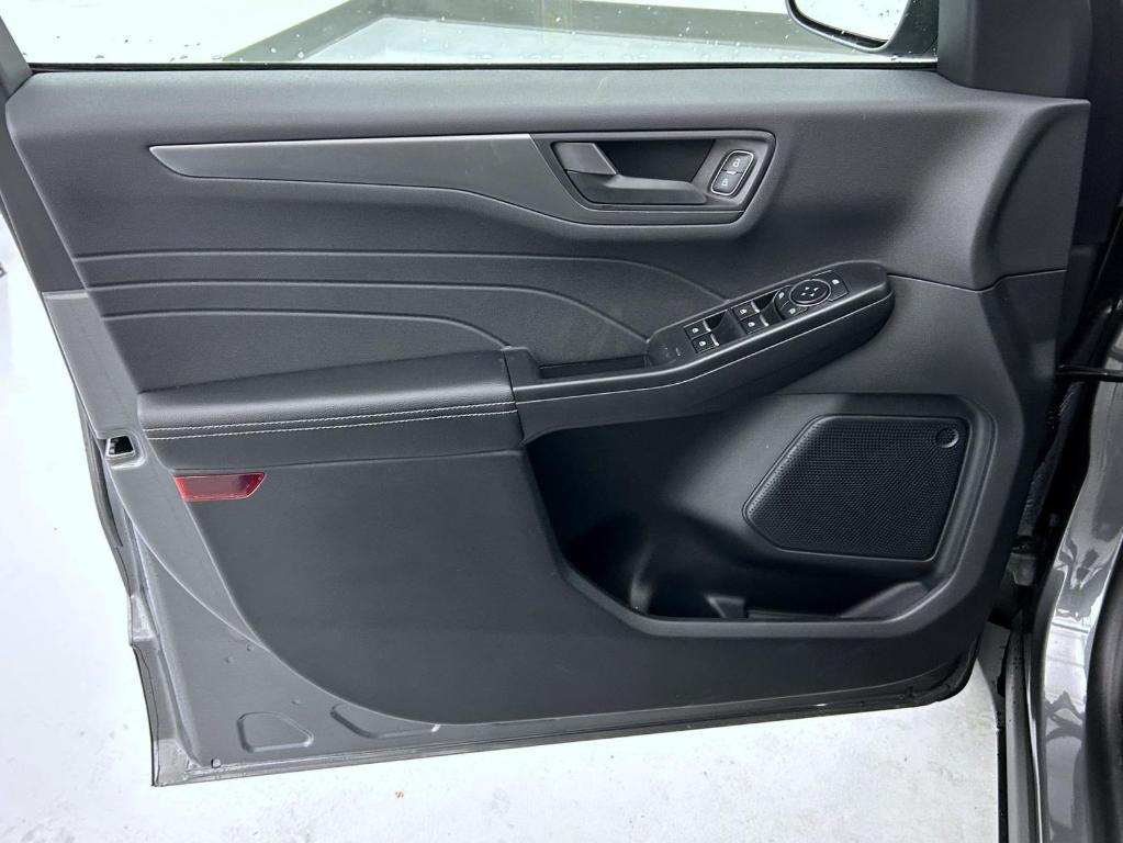 new 2026 Ford Escape car, priced at $32,884