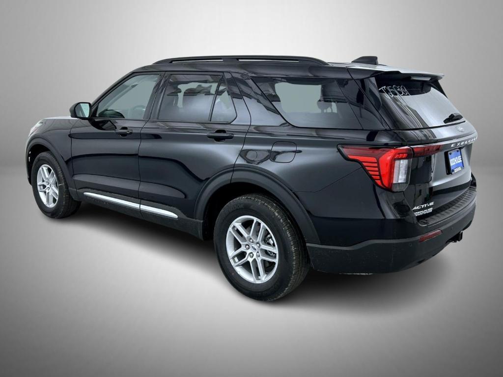 new 2025 Ford Explorer car, priced at $43,104