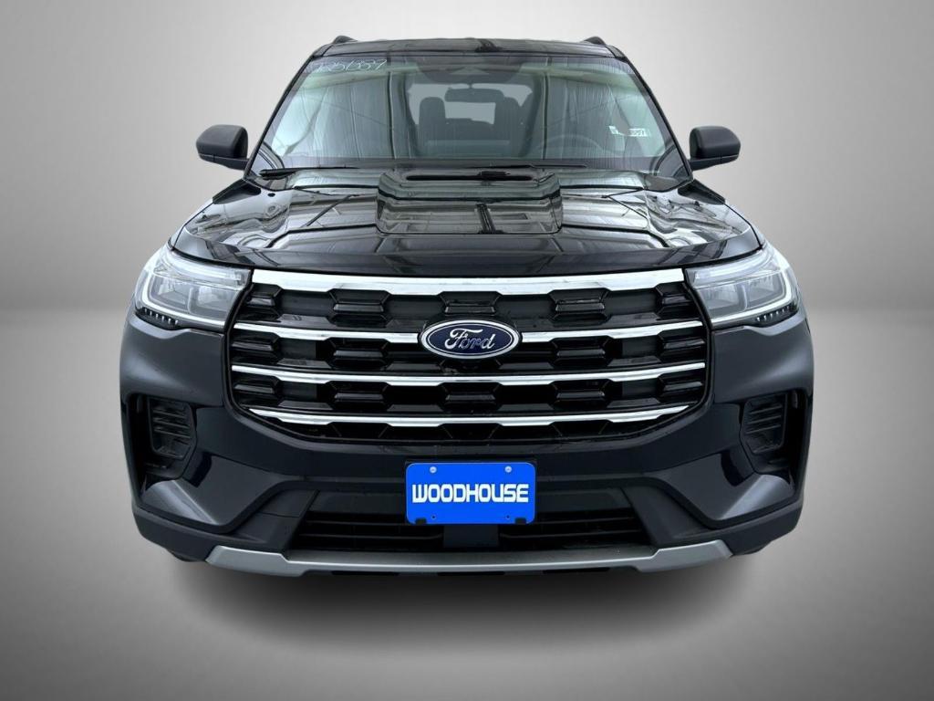 new 2025 Ford Explorer car, priced at $43,104