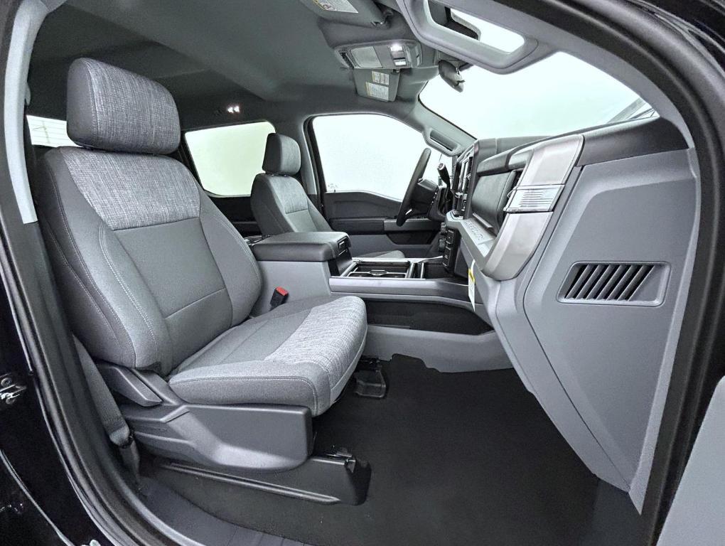new 2025 Ford F-250 car, priced at $65,119