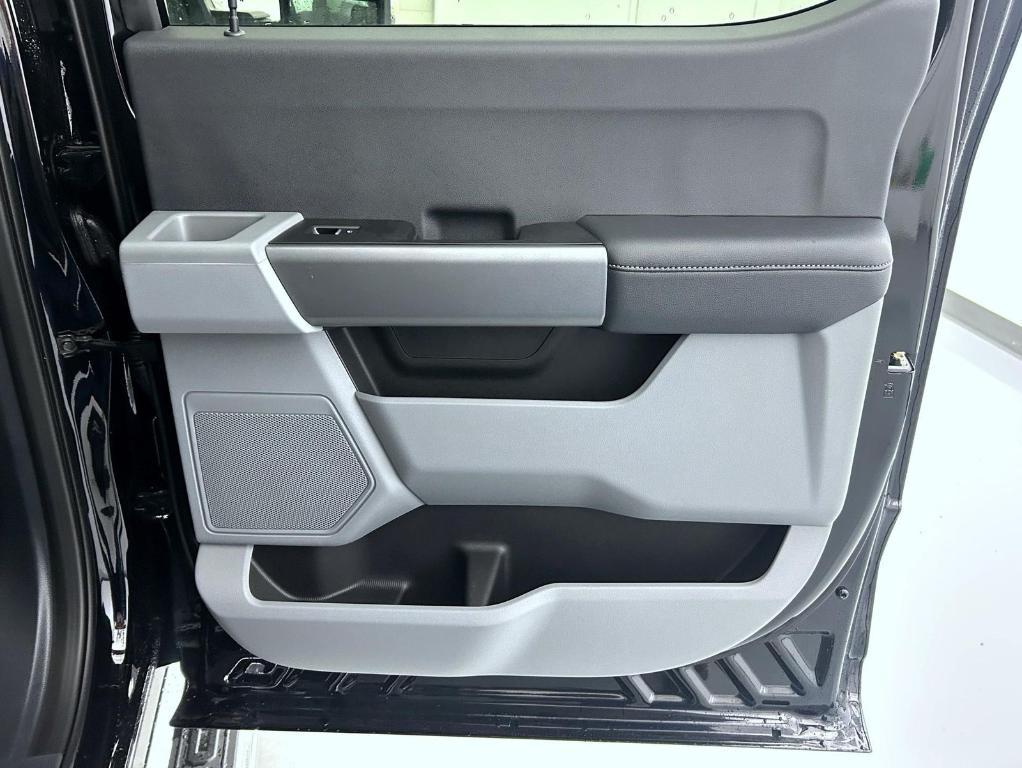 new 2025 Ford F-250 car, priced at $65,119