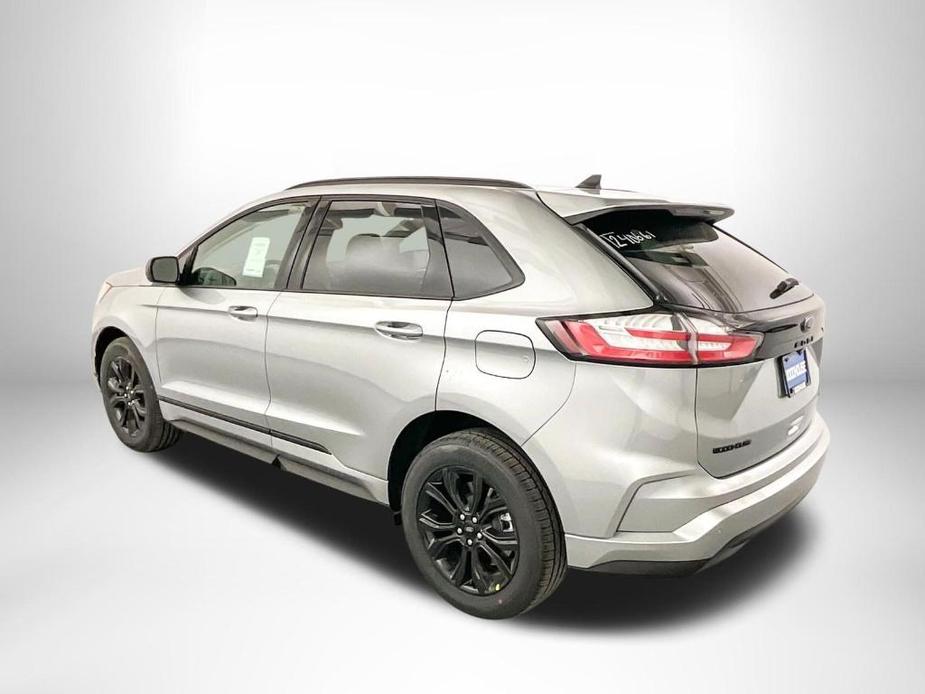 new 2024 Ford Edge car, priced at $28,819