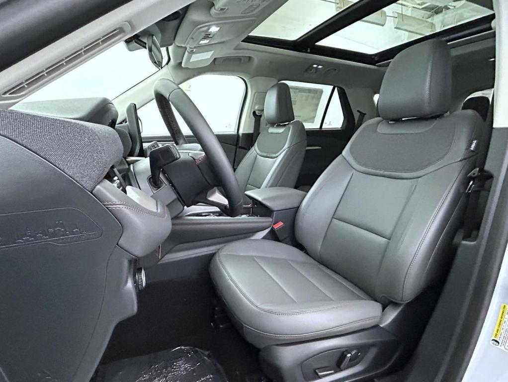 new 2025 Ford Explorer car, priced at $45,120