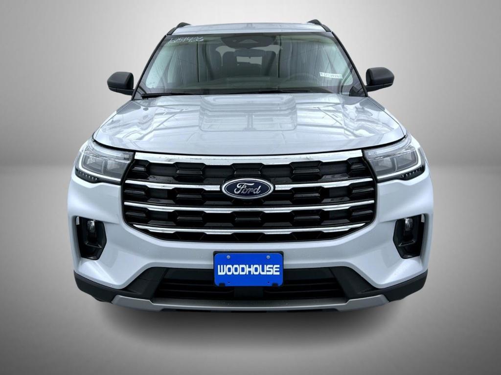 new 2025 Ford Explorer car, priced at $45,120