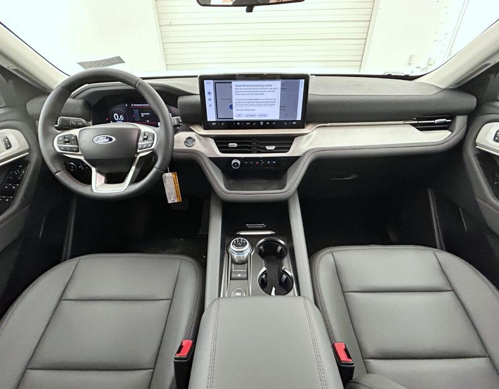 new 2025 Ford Explorer car, priced at $45,120