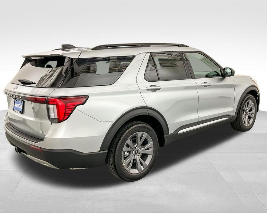 new 2025 Ford Explorer car, priced at $47,484