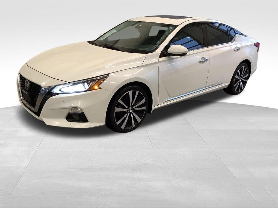 used 2019 Nissan Altima car, priced at $17,368