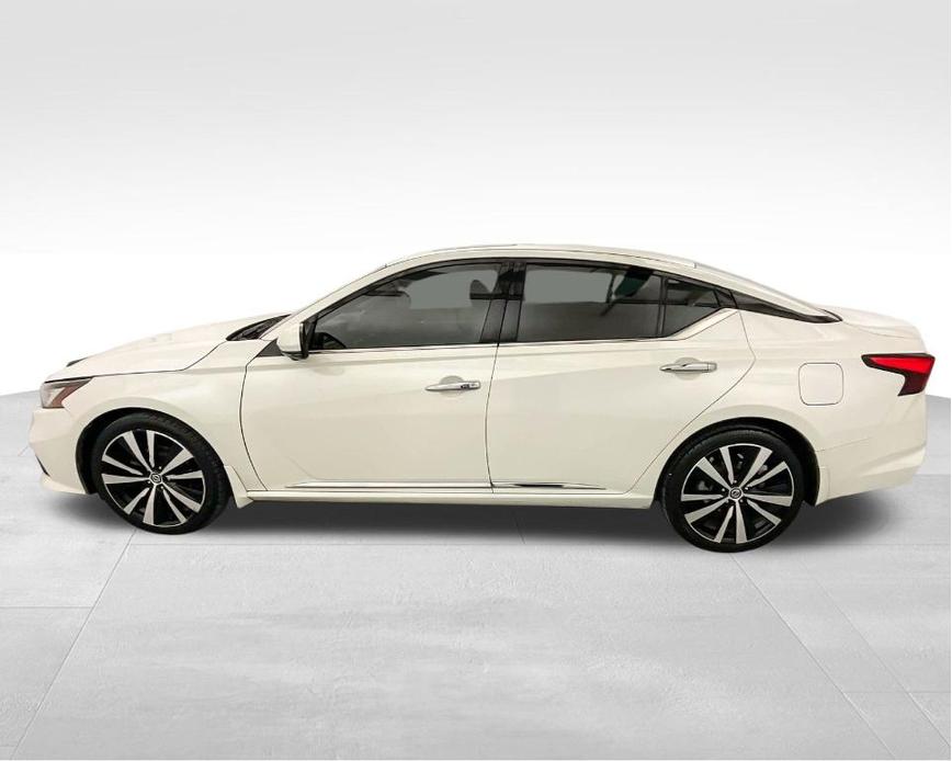 used 2019 Nissan Altima car, priced at $17,168