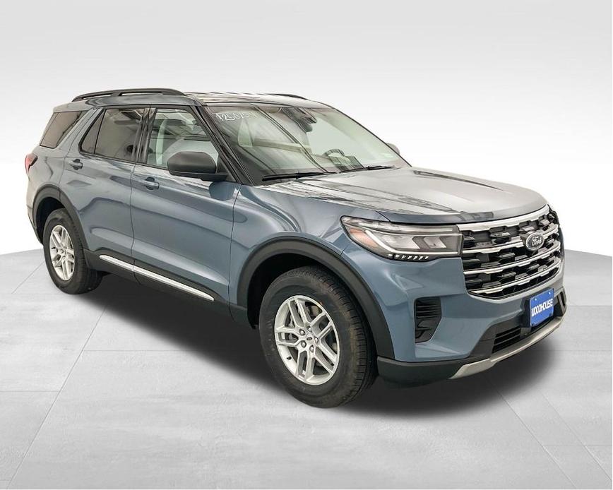 new 2025 Ford Explorer car, priced at $43,224