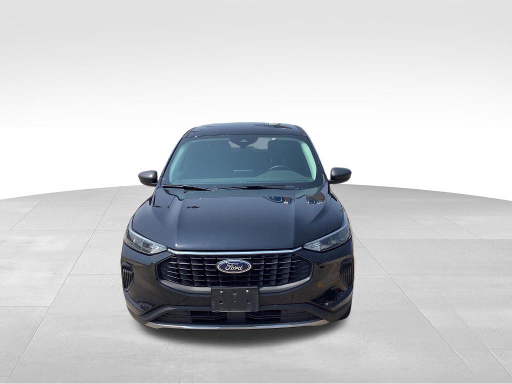 used 2023 Ford Escape car, priced at $25,629