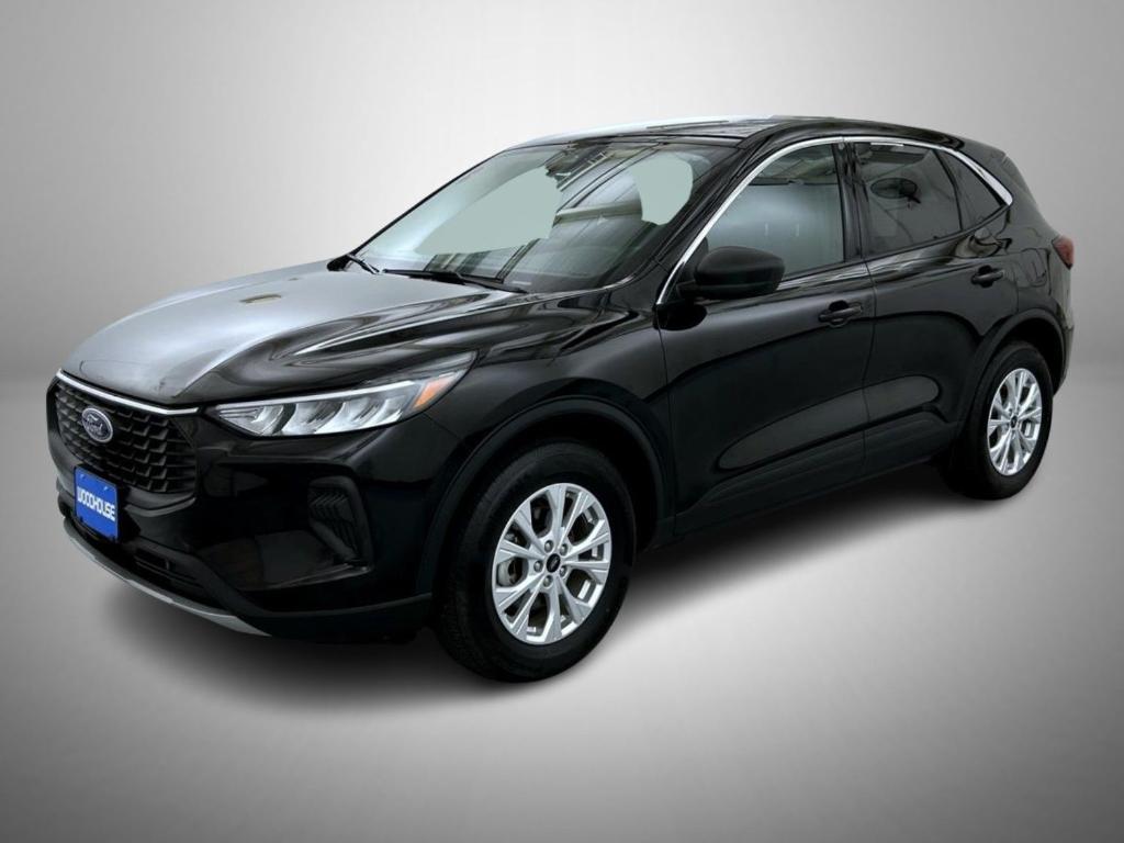 used 2023 Ford Escape car, priced at $25,629