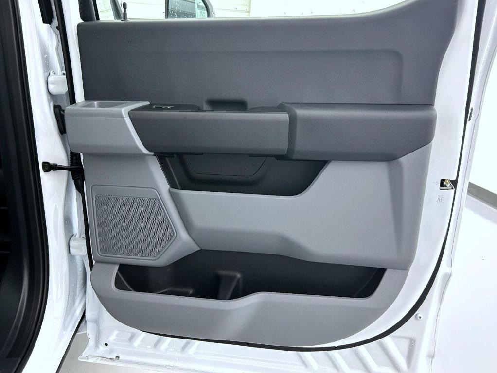 new 2025 Ford F-250 car, priced at $49,624