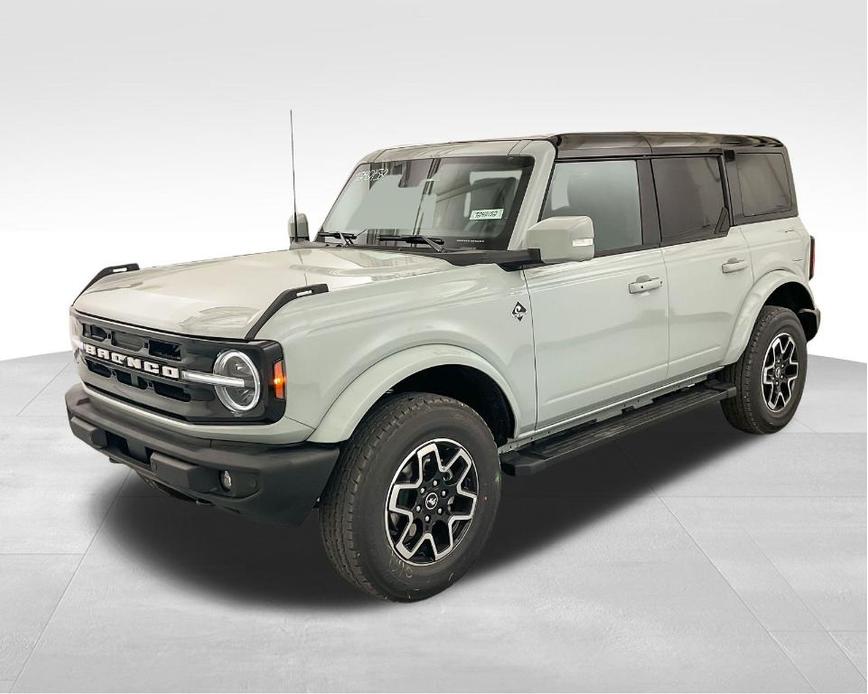 new 2024 Ford Bronco car, priced at $49,709