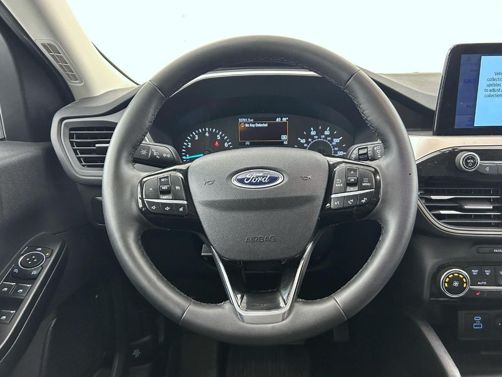 used 2022 Ford Escape car, priced at $23,552