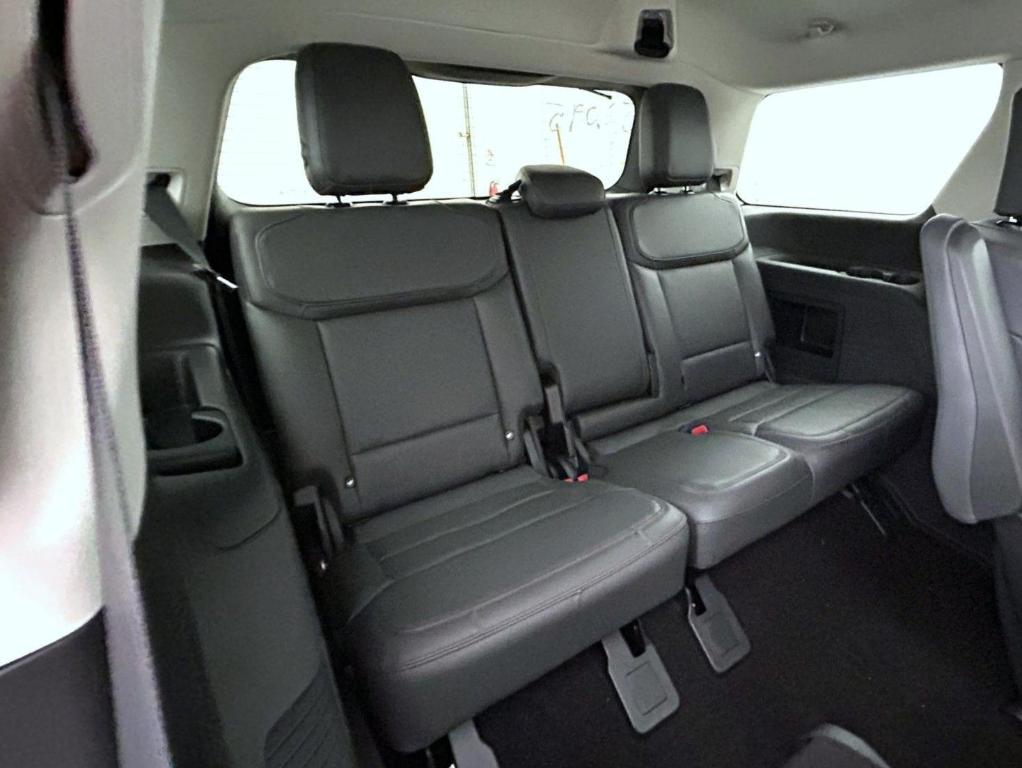 new 2025 Ford Expedition car, priced at $69,189