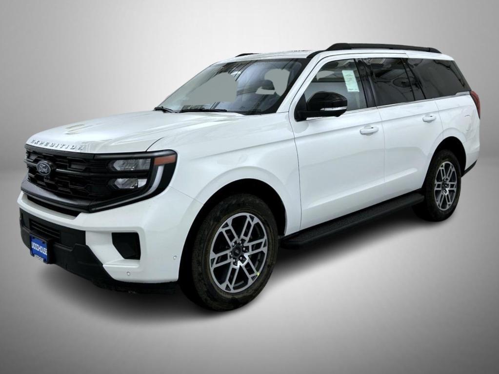 new 2025 Ford Expedition car, priced at $69,189