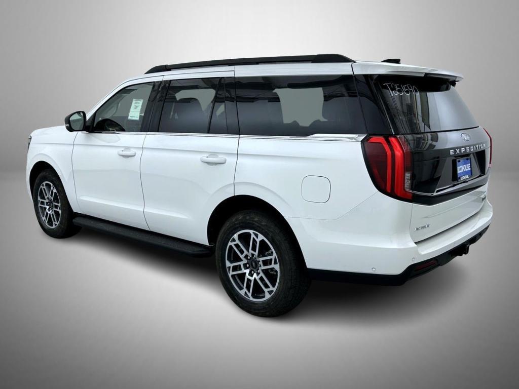 new 2025 Ford Expedition car, priced at $70,504