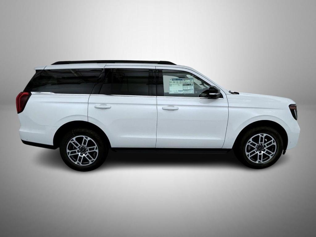 new 2025 Ford Expedition car, priced at $70,504